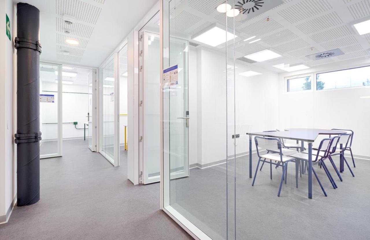 Residencia Universitaria Micampus Oviedo La Gruta 外观 照片